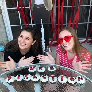 Meet your Posher, Evelyn